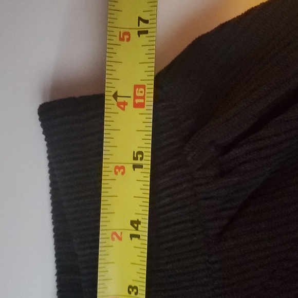 NWT Halara Pull-On Black Wideleg Ribbed Pants Size Large Elastic Waist Pockets - Picture 9 of 11